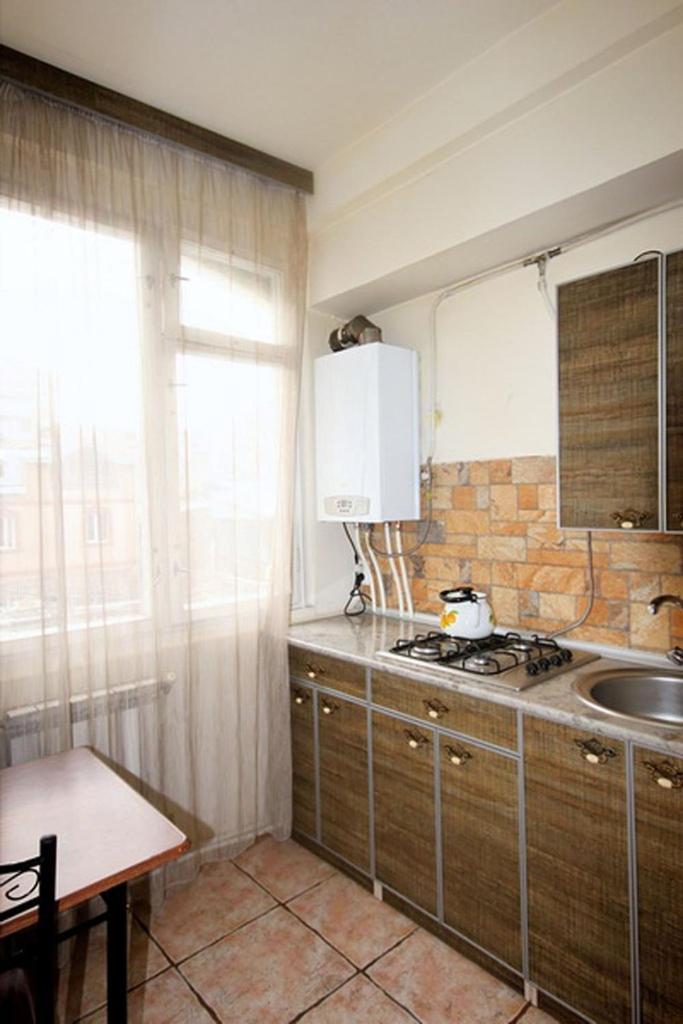 Rent Inn Yerevan On Saryan Street Экстерьер фото