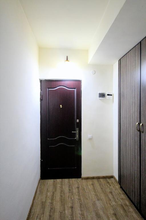 Rent Inn Yerevan On Saryan Street Экстерьер фото